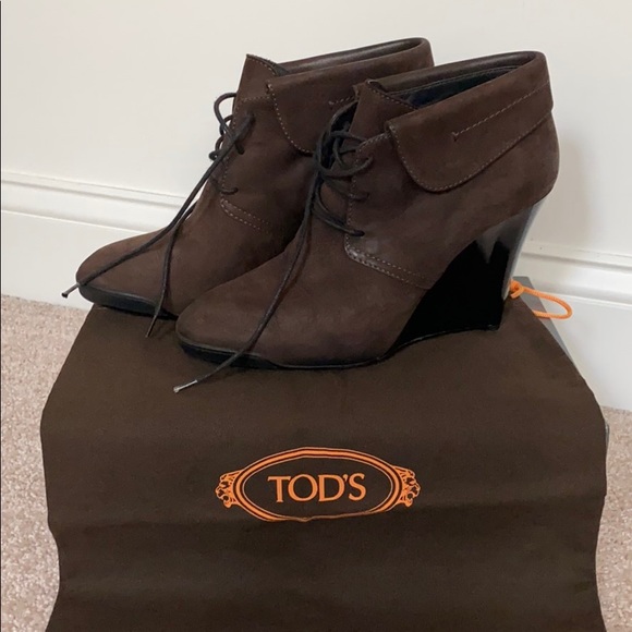 Tod's Shoes - EUC Tod’s of London lace up bootie
